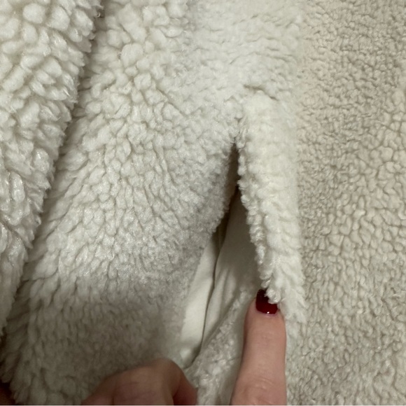 Lululemon Cinchable Fleece Zip Up Jacket in Bone Size 10 EUC - Picture 7 of 11